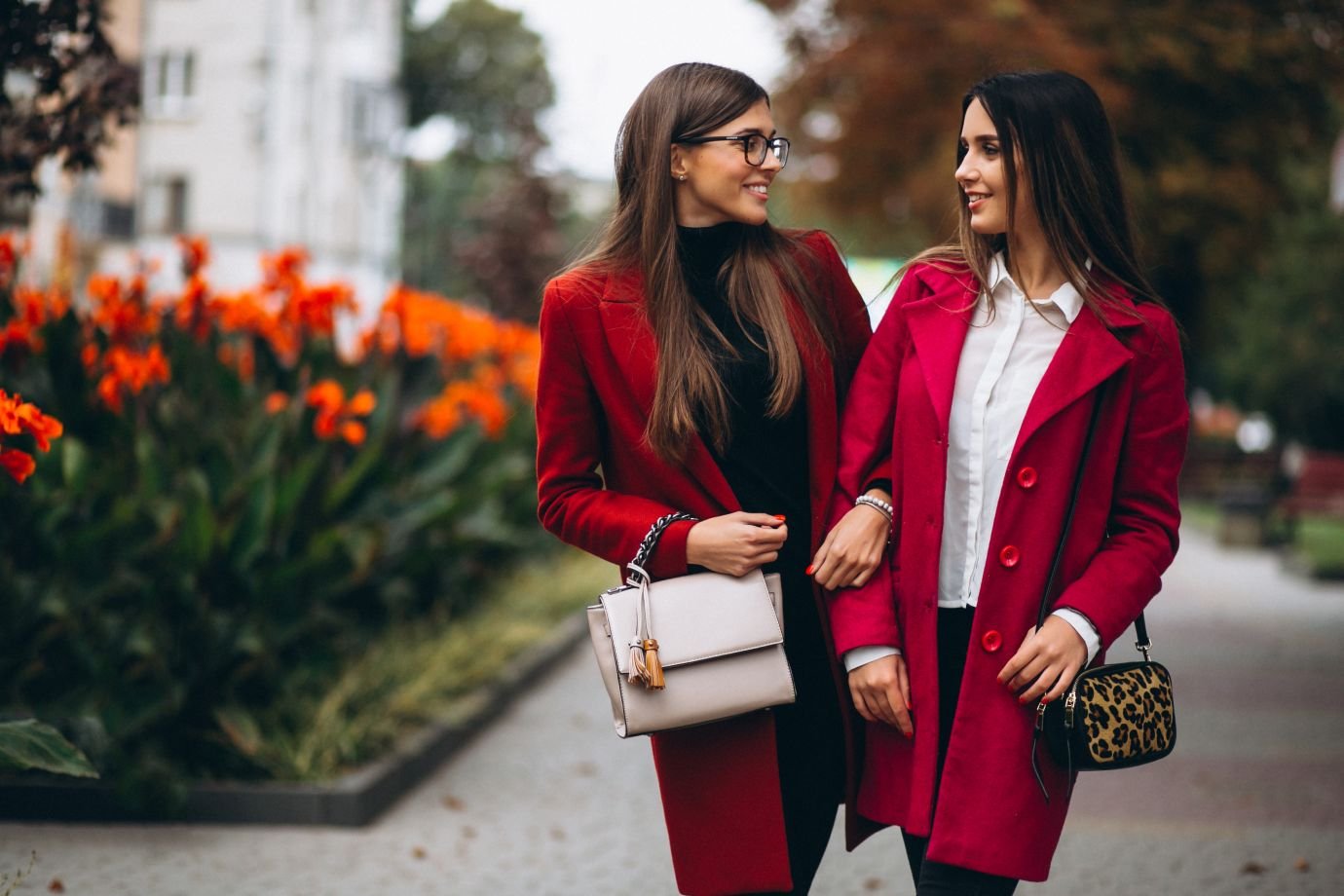 two-girls-red-coats-models